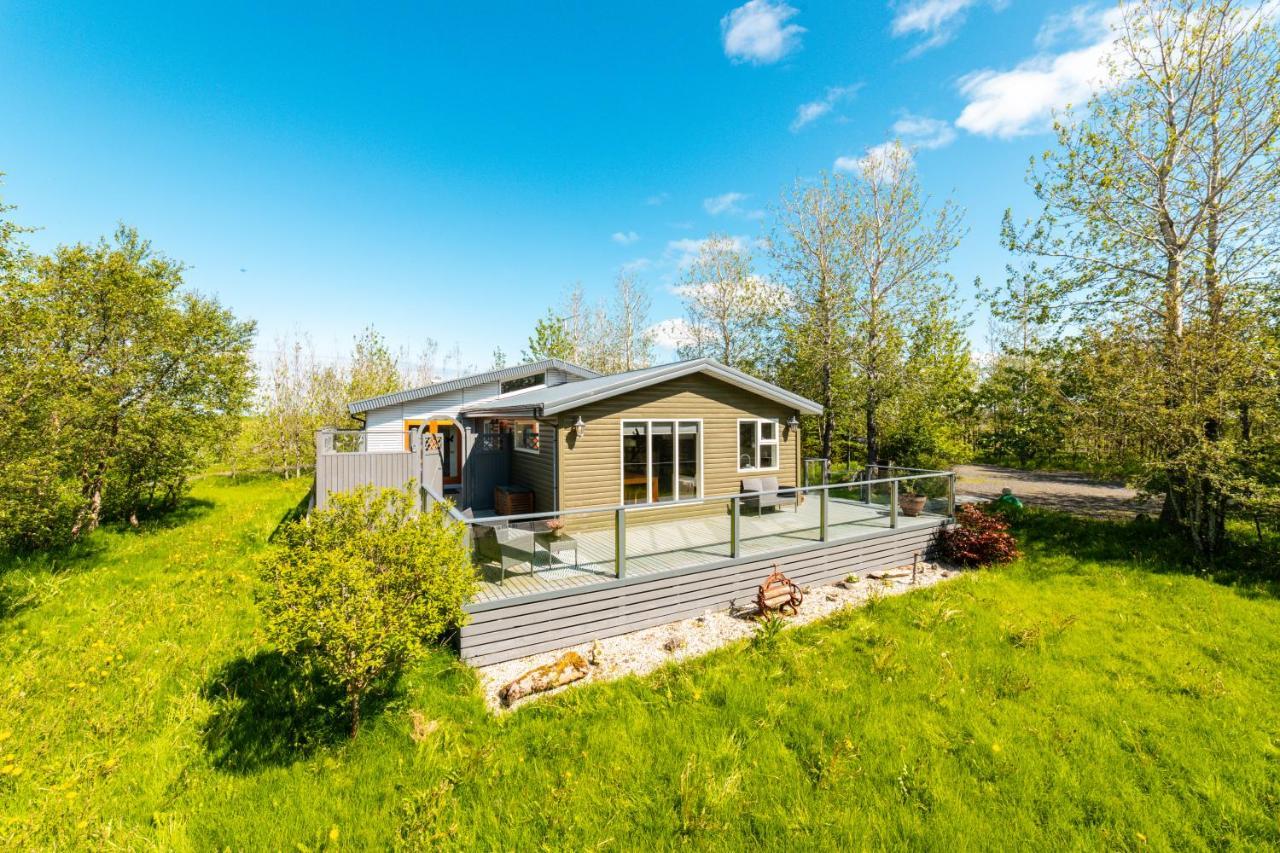 Beautiful Family In South-iceland Perfect For Groups And Families Villa